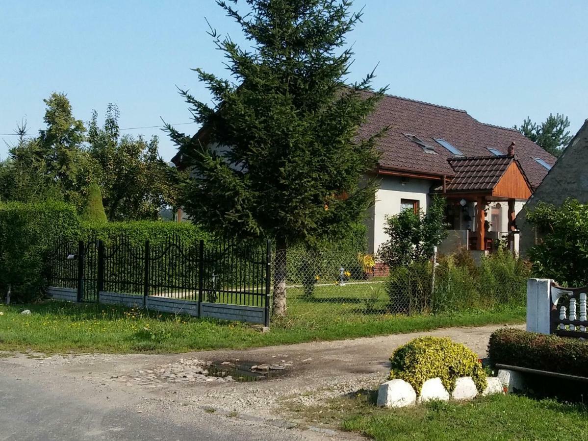 Lubiatow  Der Kleine Bauernhof Keine Arbeiter Zadnych Pracownikow 아파트 외부 사진